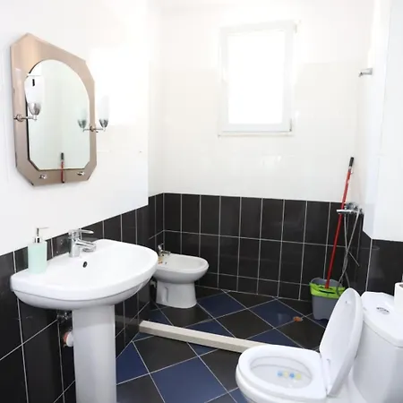 One Bedroom - Rigold *